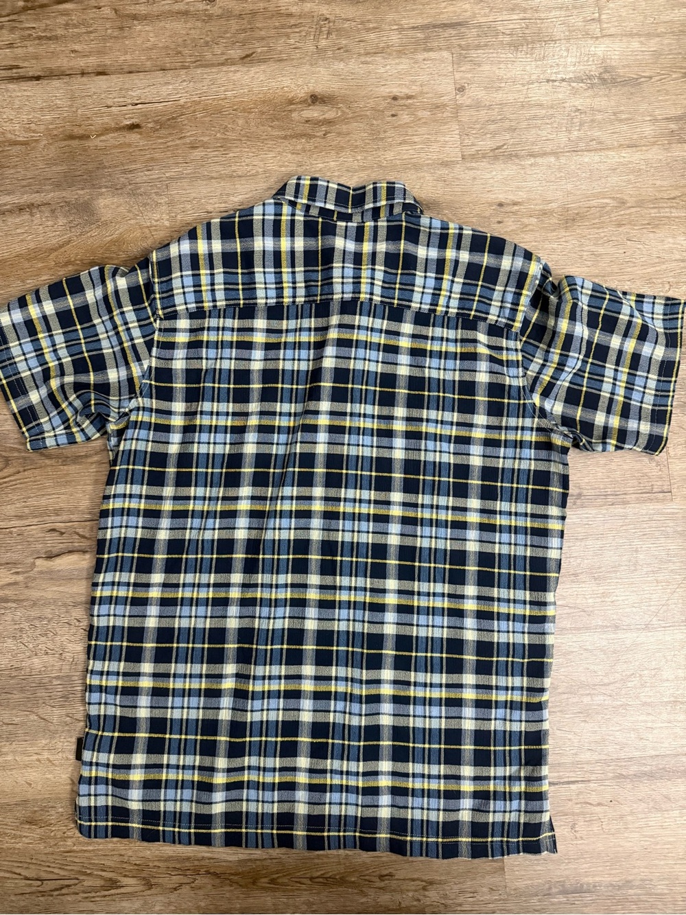 Patagonia • Men’s A/C Shirt - Picture 6 of 8